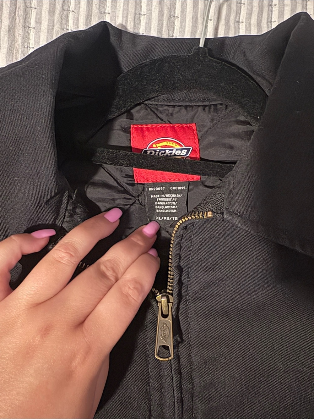 Dickies Black Women’s Bomber Jacket with Zip Front - Picture 2 of 3